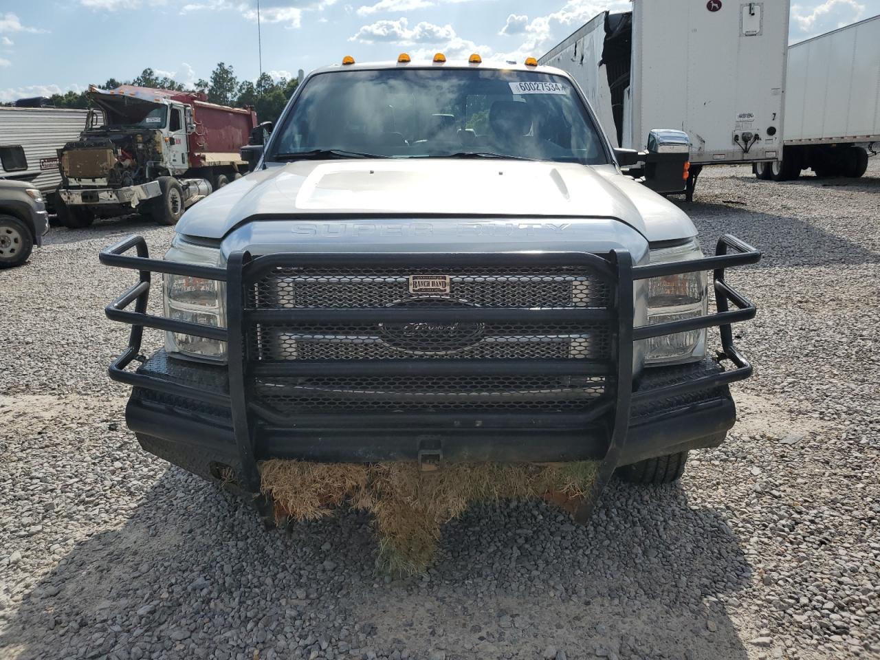 2016 Ford F350 Super Duty - Image 5