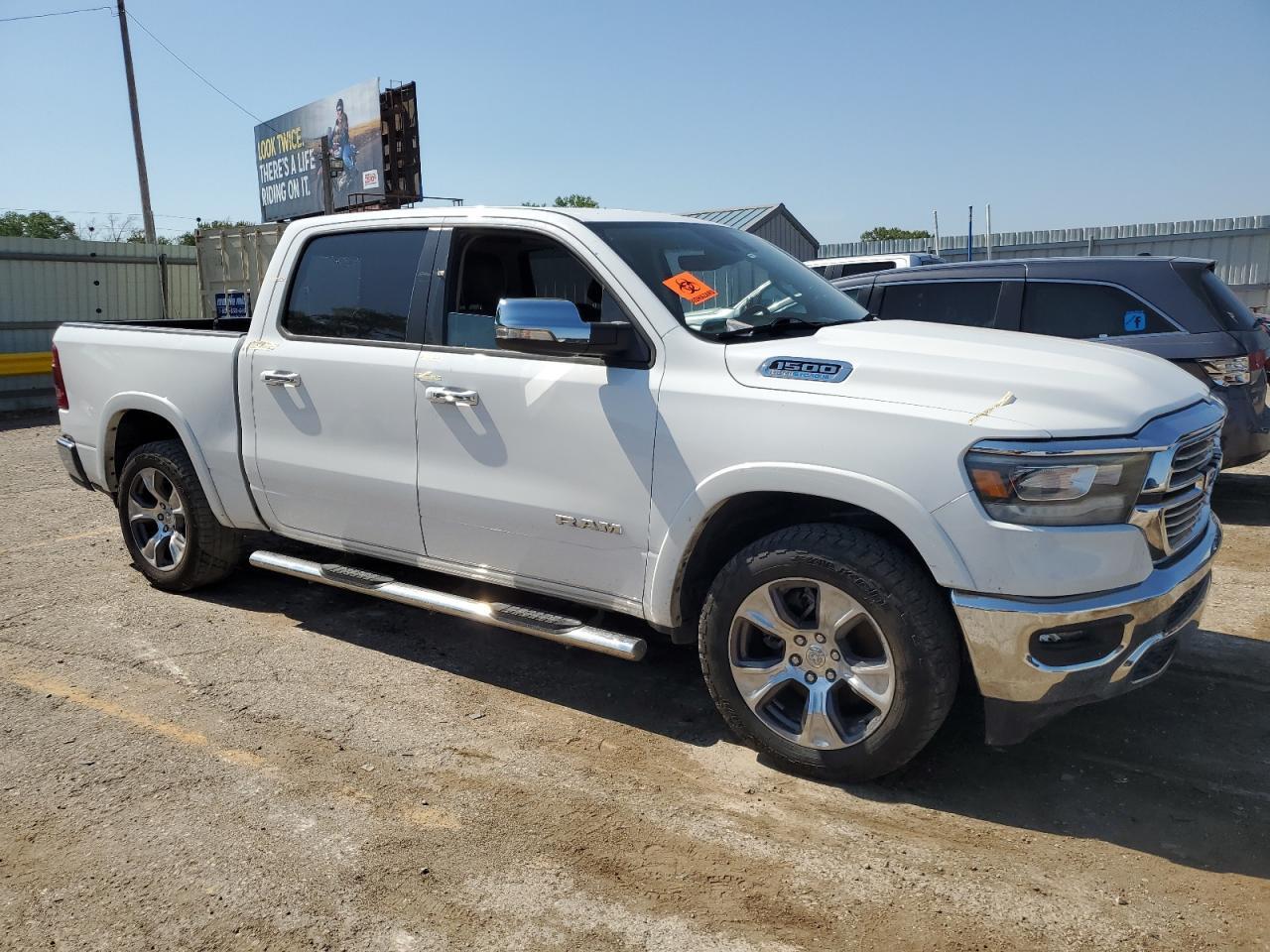 2021 Ram 1500 Laramie - Фото 4