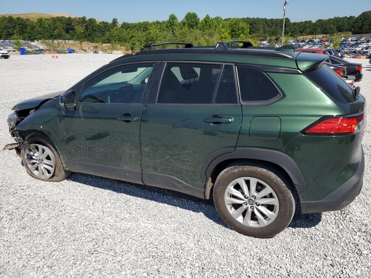 2022 Toyota Corolla Cross Le - Фото 2