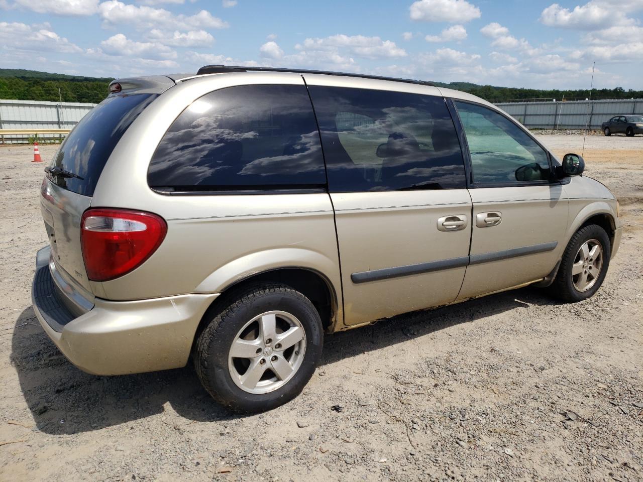 2005 Dodge Caravan Sxt - Фото 3