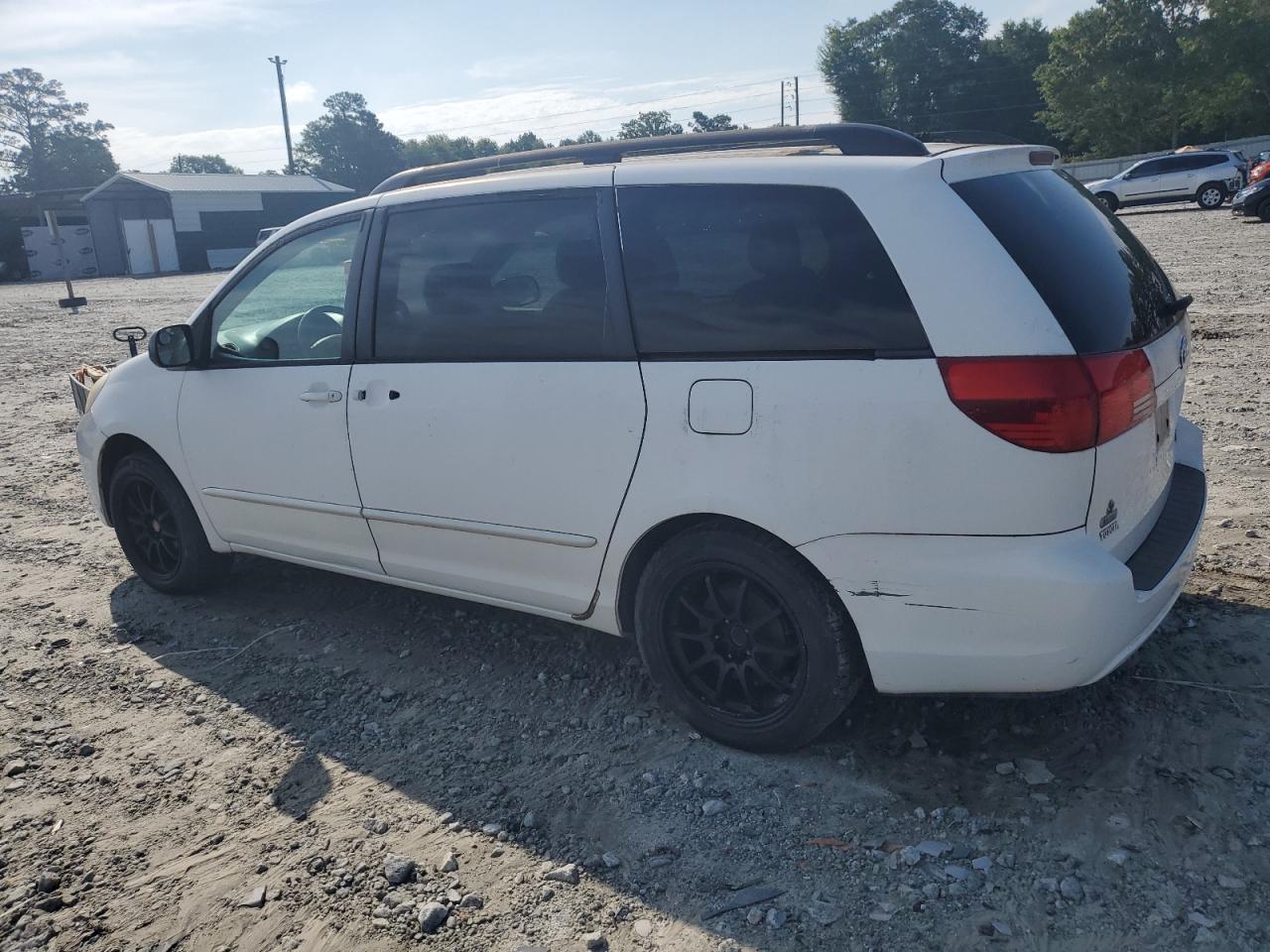 2004 Toyota Sienna Ce - Фото 2