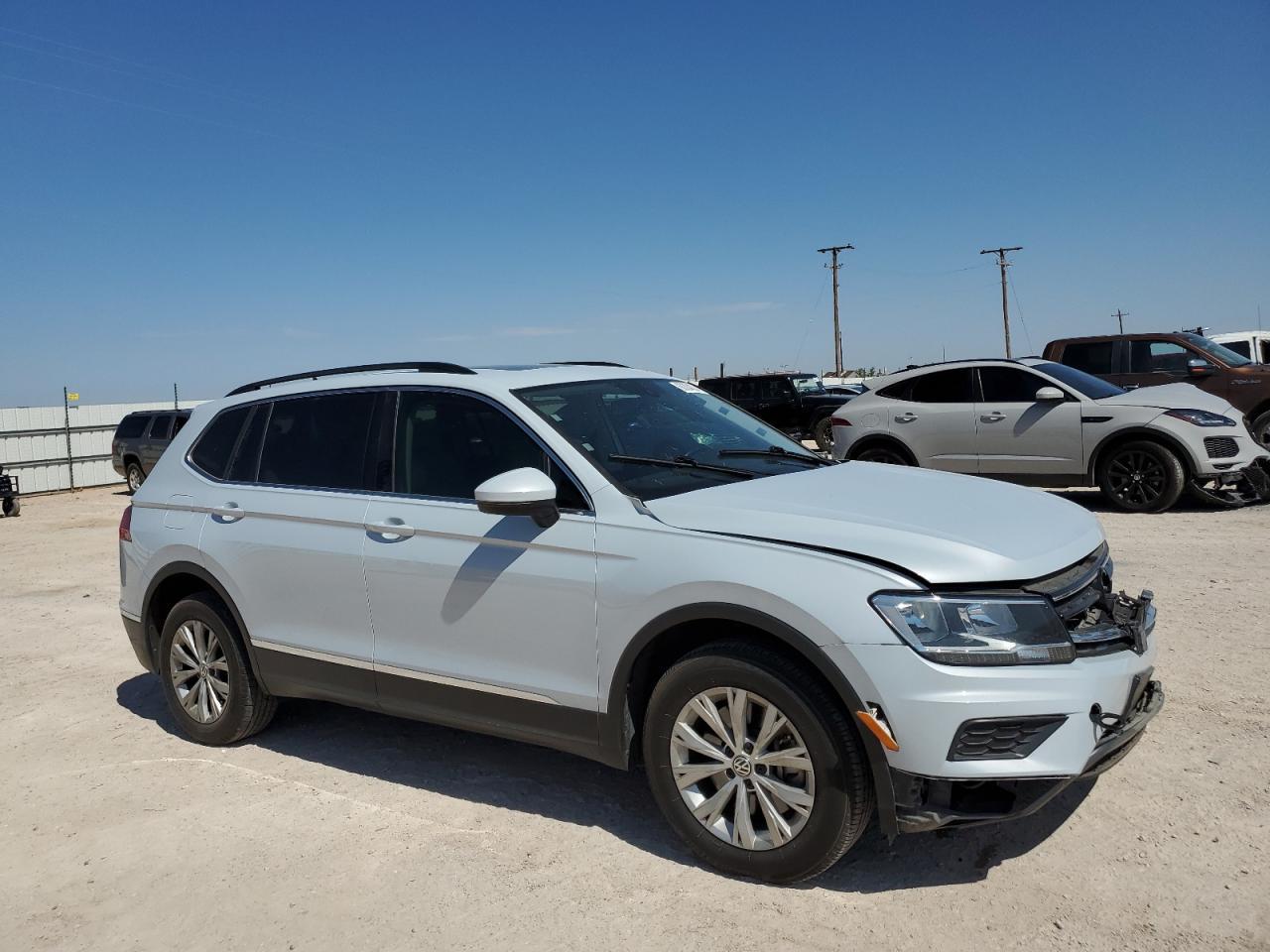 2018 Volkswagen Tiguan Se - Фото 4
