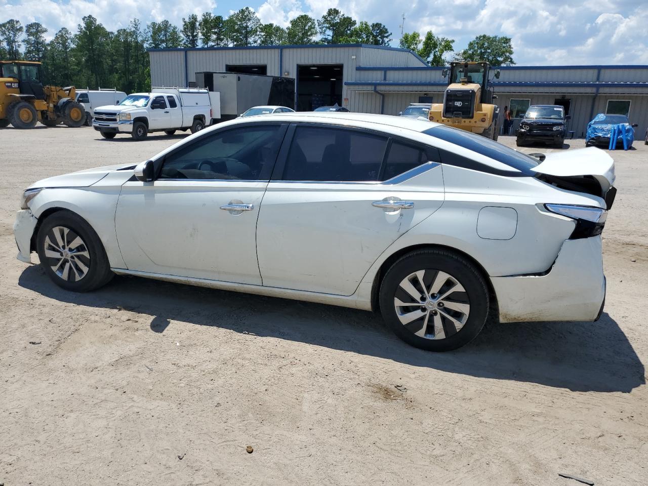 2020 Nissan Altima 2.5 S - Image 2