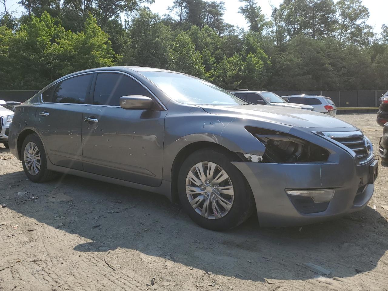 2014 Nissan Altima 2.5 - Image 4