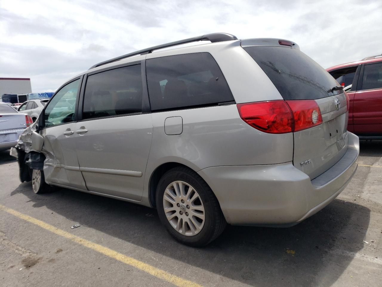 2007 Toyota Sienna Xle - Фото 2