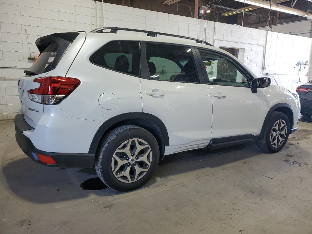 2024 Subaru Forester Premium - Фото 3