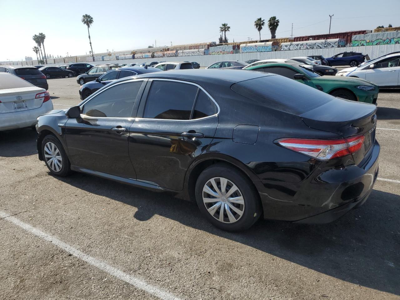 2018 Toyota Camry Le - Image 2