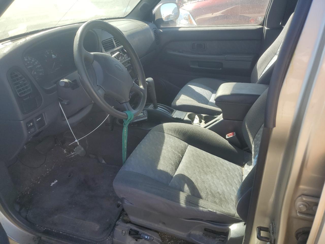 1996 Nissan Pathfinder Xe - Image 7