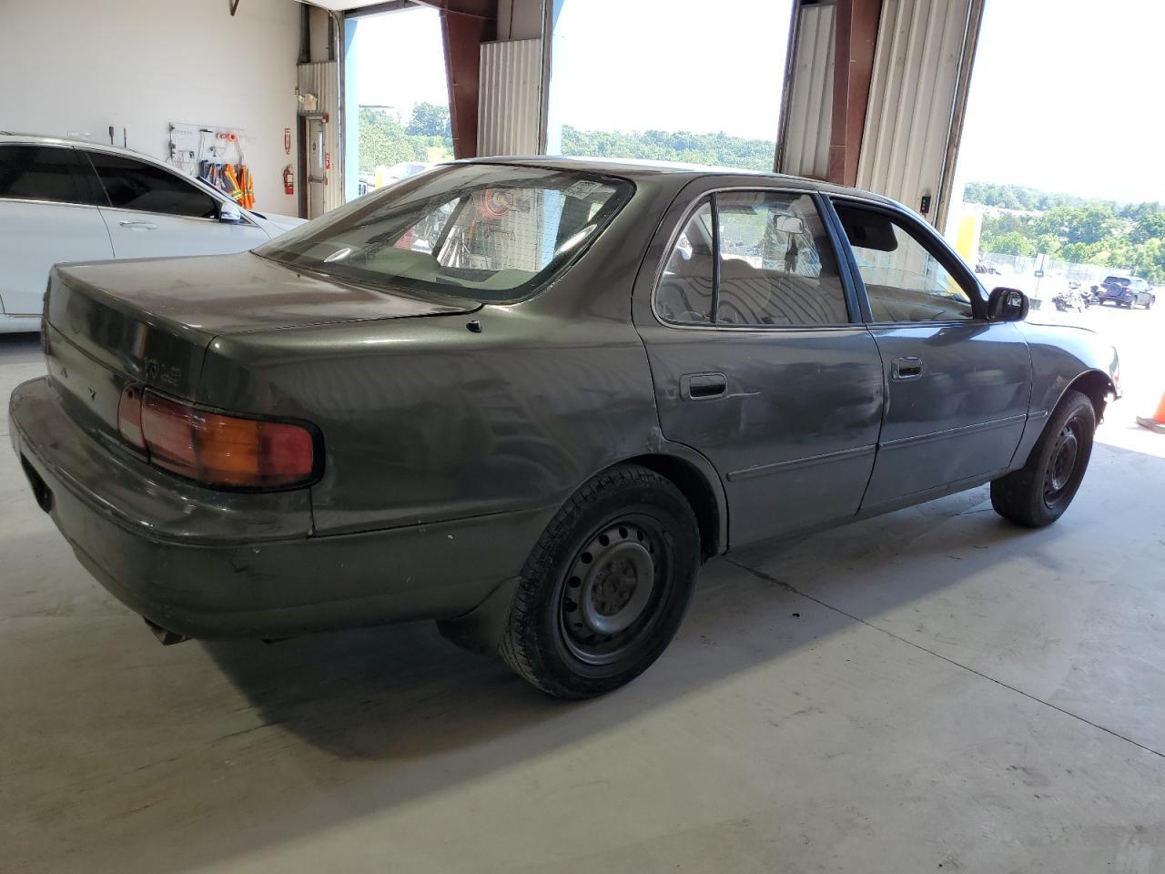 1995 Toyota Camry Le - Фото 3