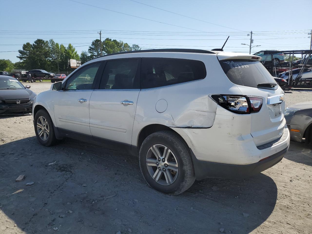 2016 Chevrolet Traverse Lt - Image 2