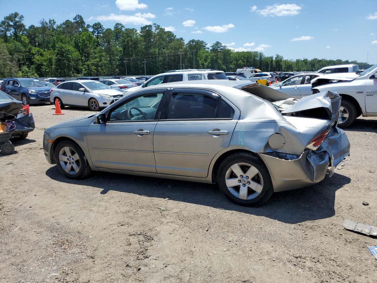 2008 Ford Fusion Se - Image 2