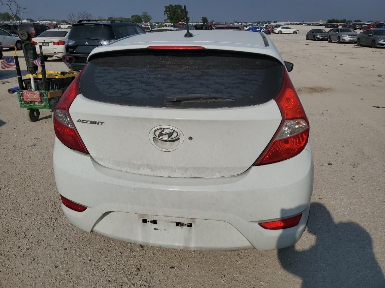 2014 Hyundai Accent Gls - Image 6