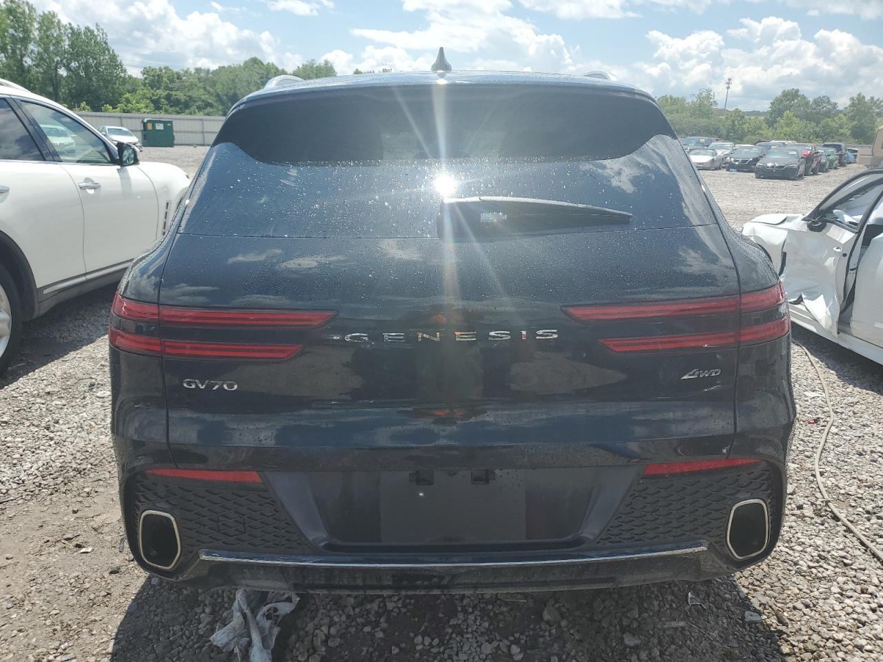 2023 Genesis Gv70 2.5T Standard - Image 6