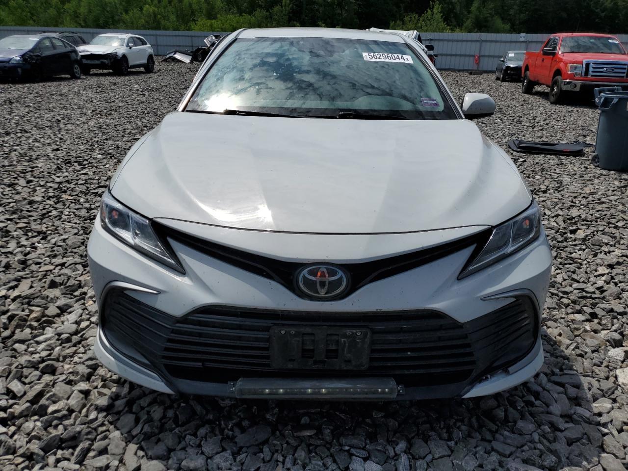 2022 Toyota Camry Le - Image 5