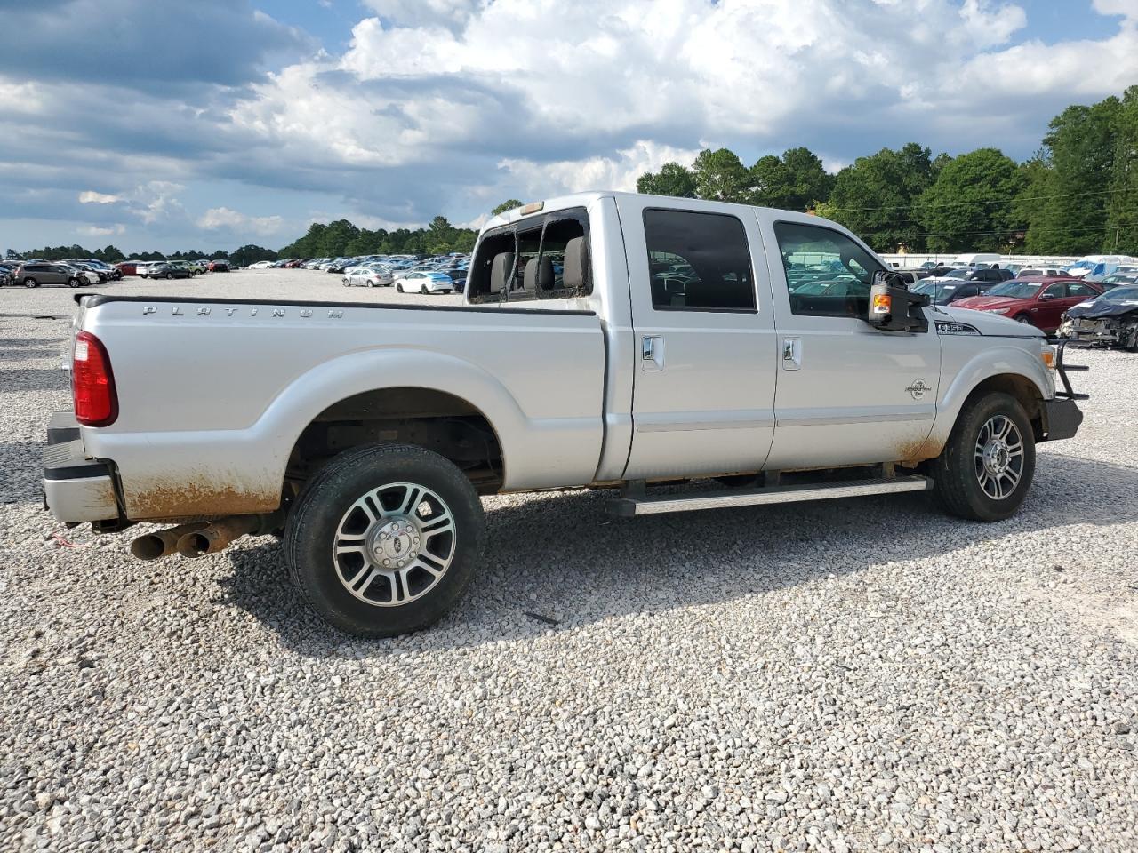 2016 Ford F350 Super Duty - Image 3