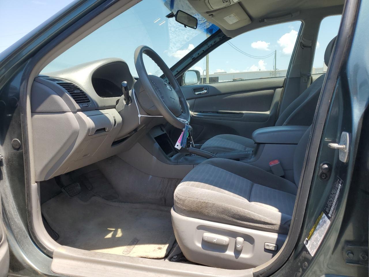 2005 Toyota Camry Le - Image 7