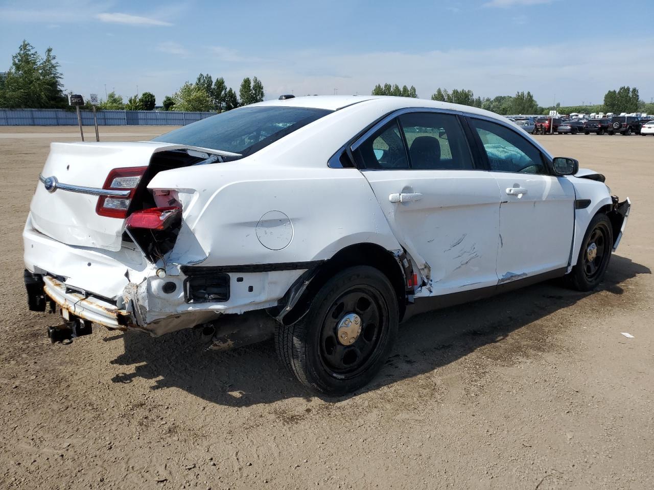 2015 Ford Taurus Police Interceptor - Фото 3