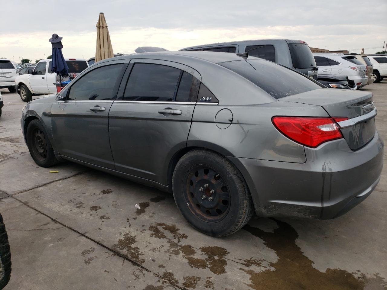 2013 Chrysler 200 Lx - Фото 2