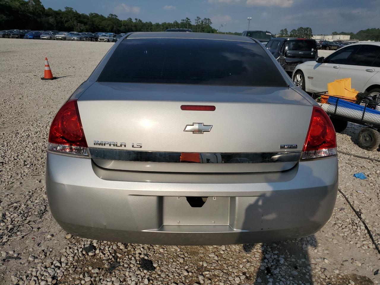 2008 Chevrolet Impala Ls - Image 6