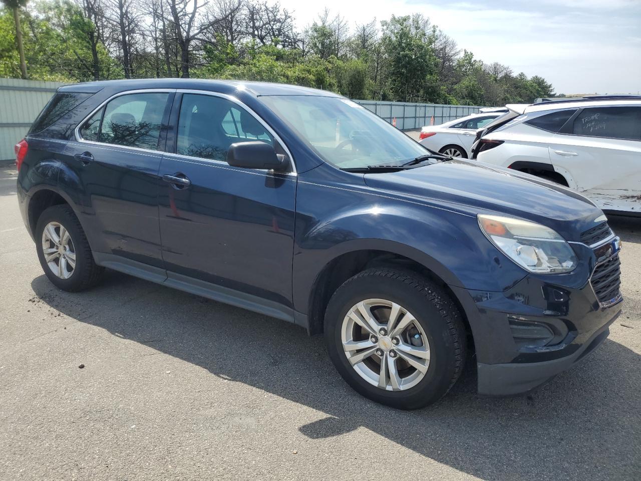 2017 Chevrolet Equinox Ls - Фото 4