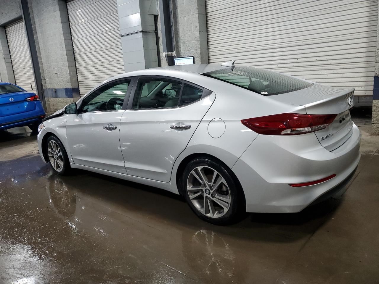 2017 Hyundai Elantra Limited - Image 2