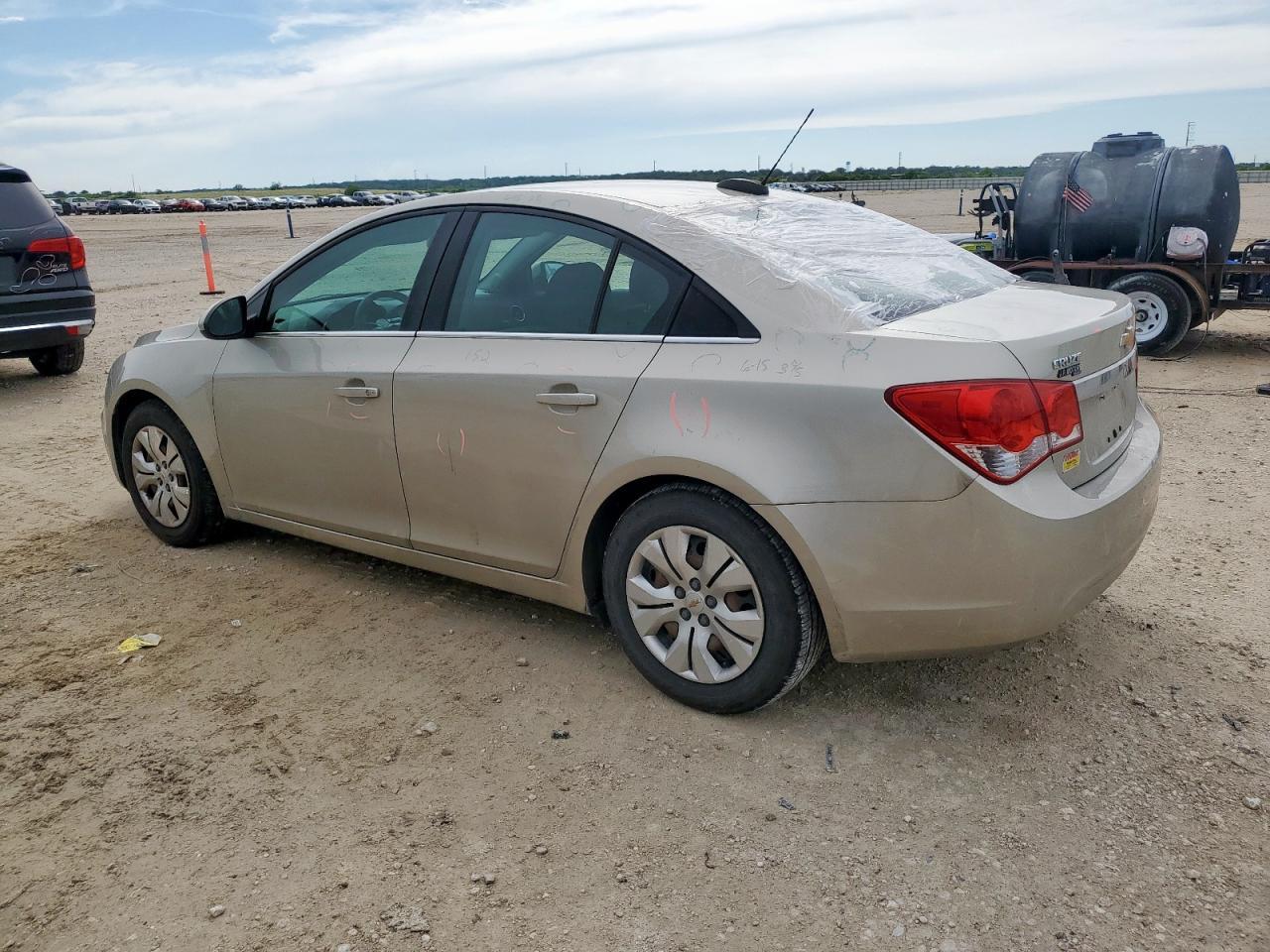 2015 Chevrolet Cruze Lt - Image 2