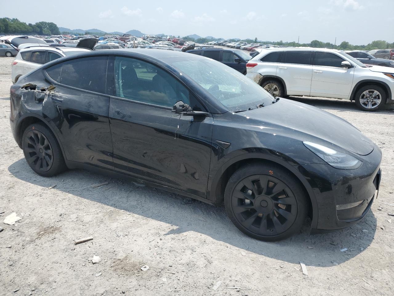 2021 Tesla Model Y - Фото 4