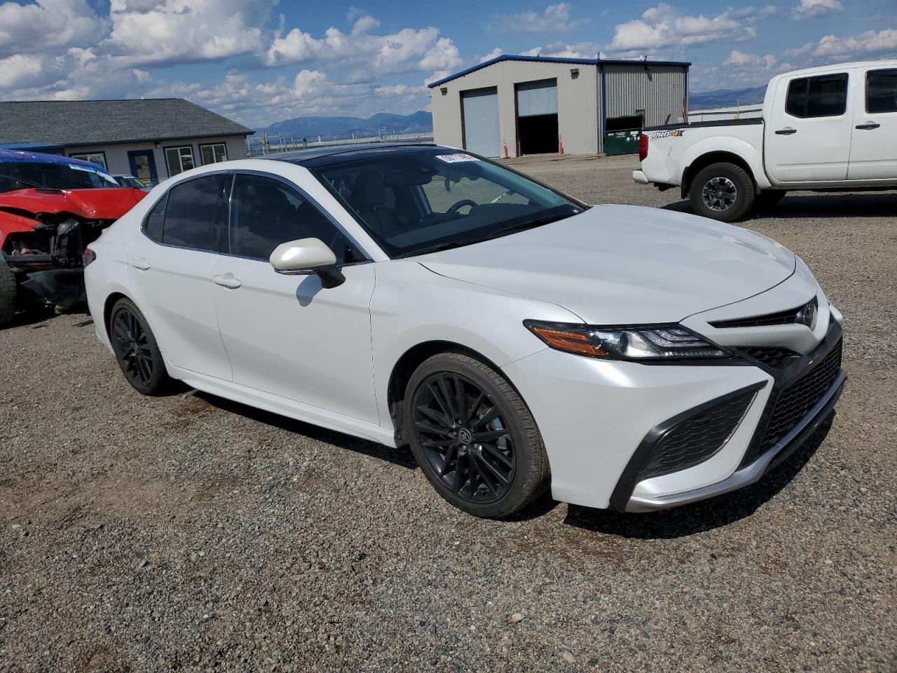 2021 Toyota Camry Xse - Image 4