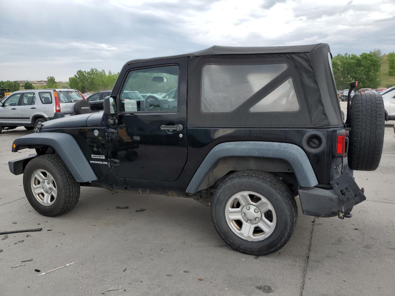 2013 Jeep Wrangler - Фото 2