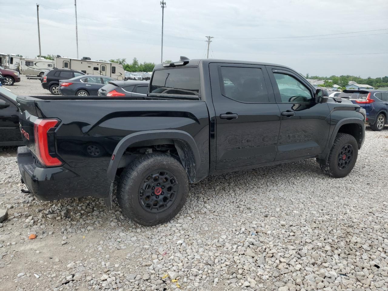 2023 Toyota Tundra Crewmax Limited - Фото 3