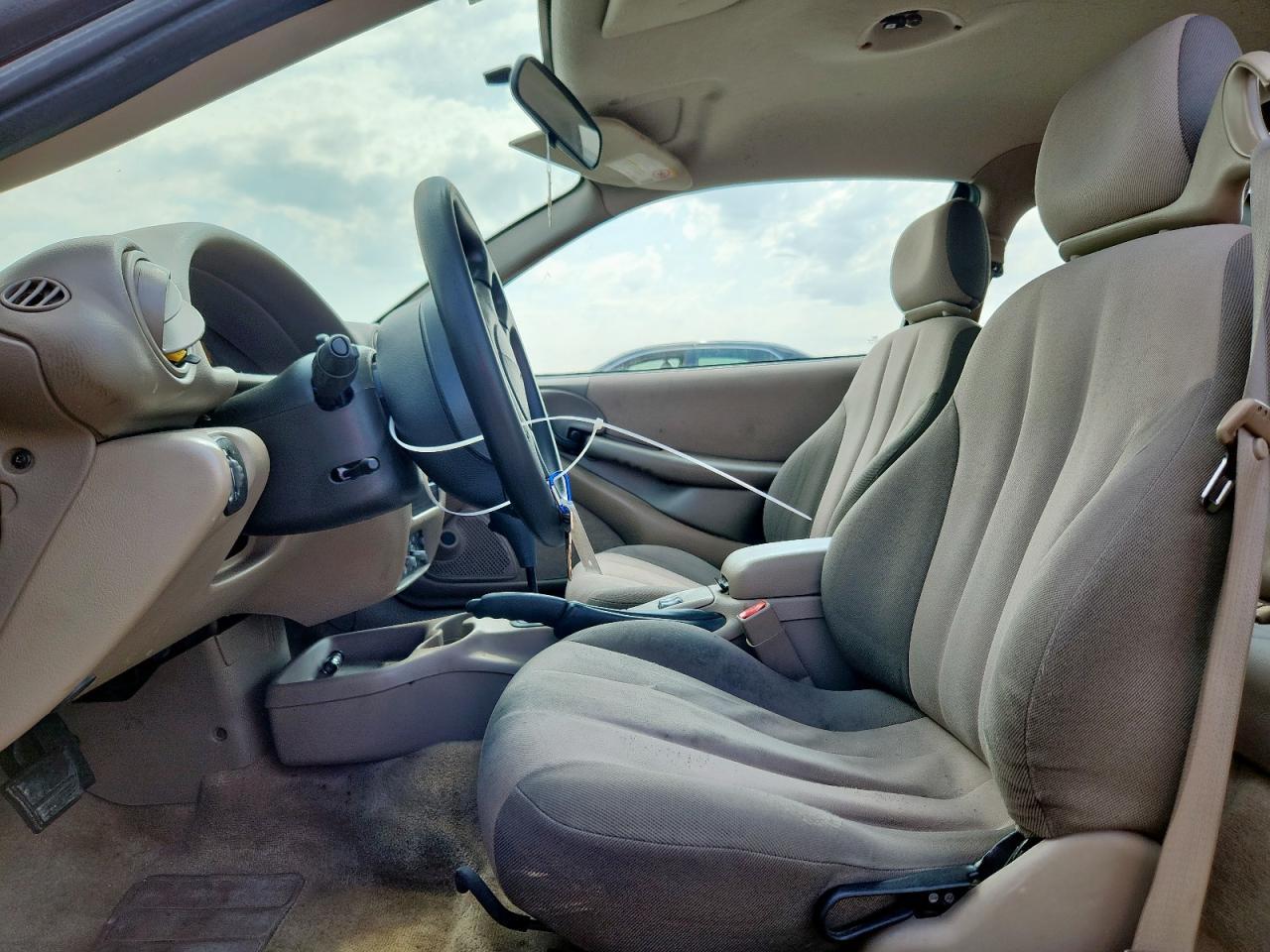 2005 Pontiac Sunfire - Image 7