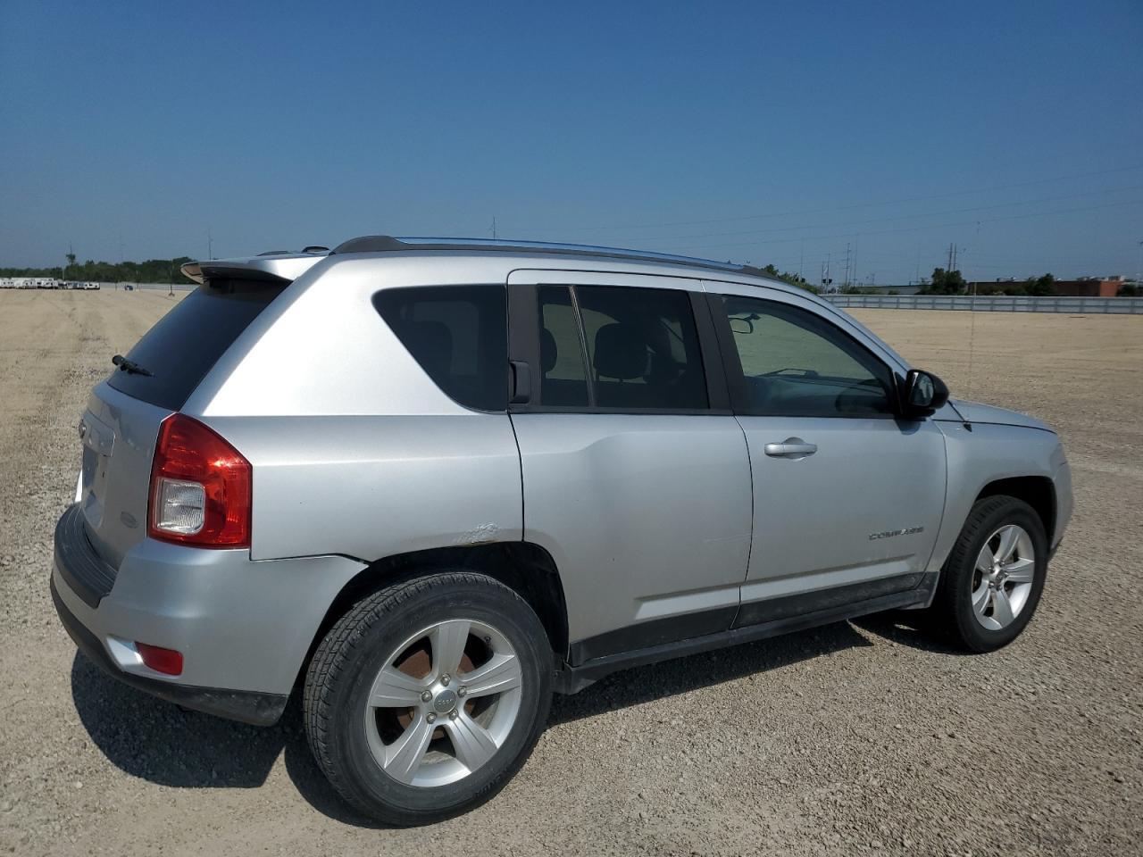 2013 Jeep Compass Latitude - Фото 3