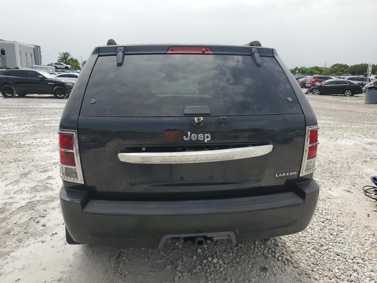 2005 Jeep Grand Cherokee Laredo - Image 6