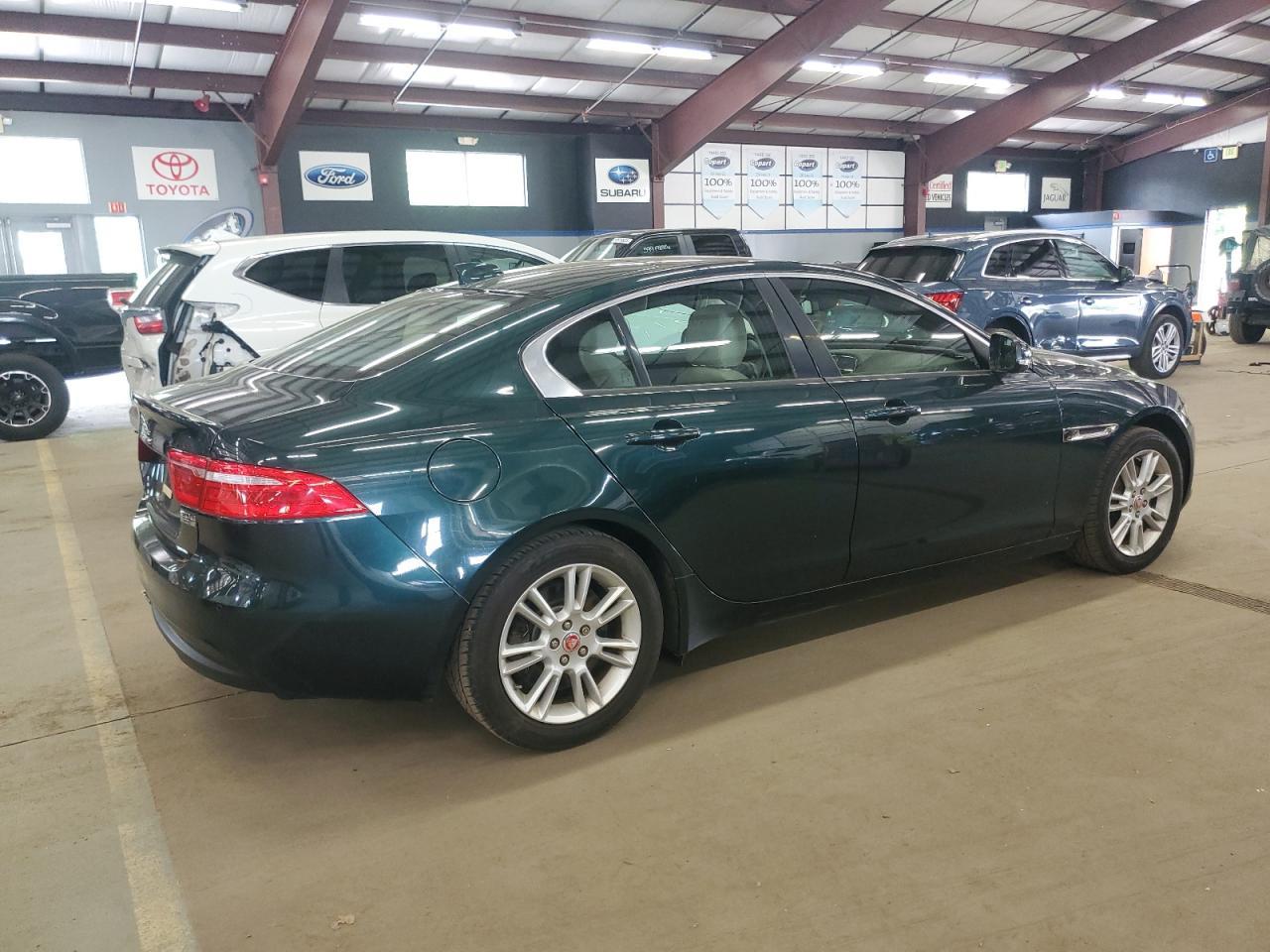 2017 Jaguar Xe Premium - Image 3