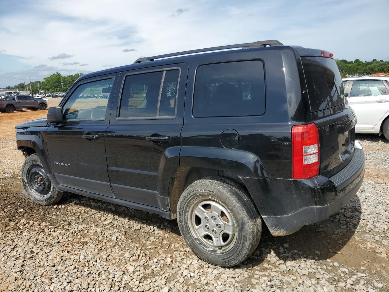 2016 Jeep Patriot Sport - Image 2