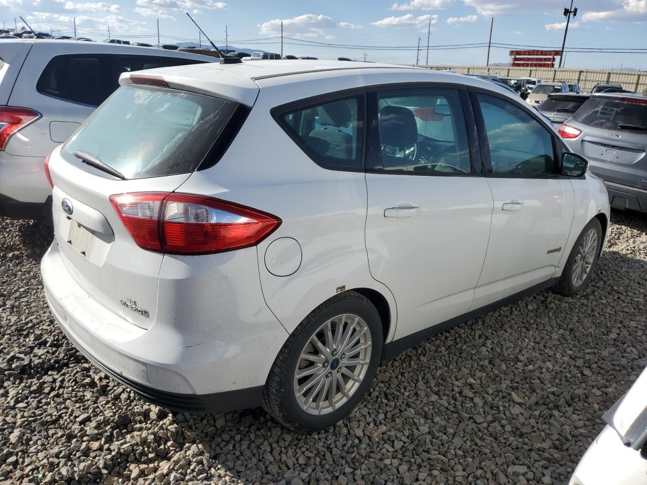 2015 Ford C-Max Se - Image 3