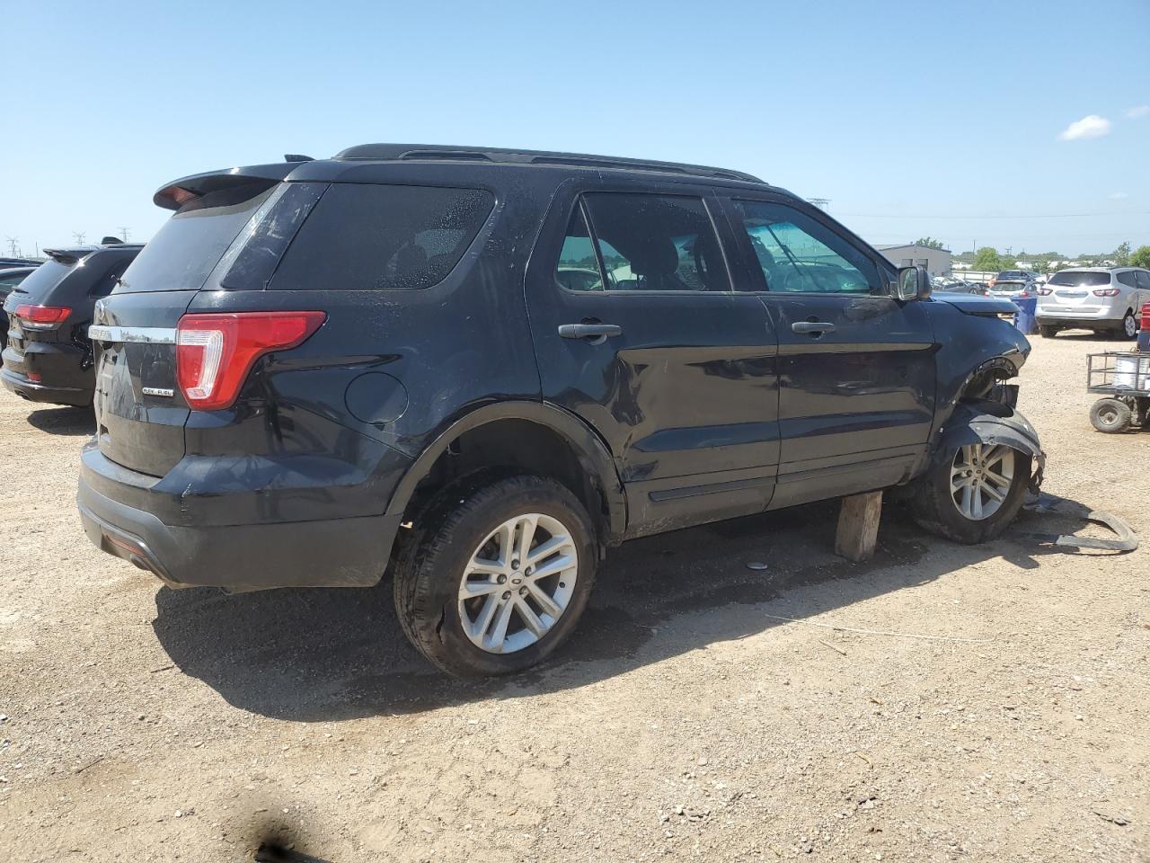 2016 Ford Explorer - Фото 3
