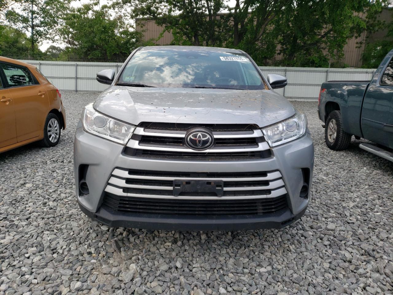 2019 Toyota Highlander Le - Фото 5