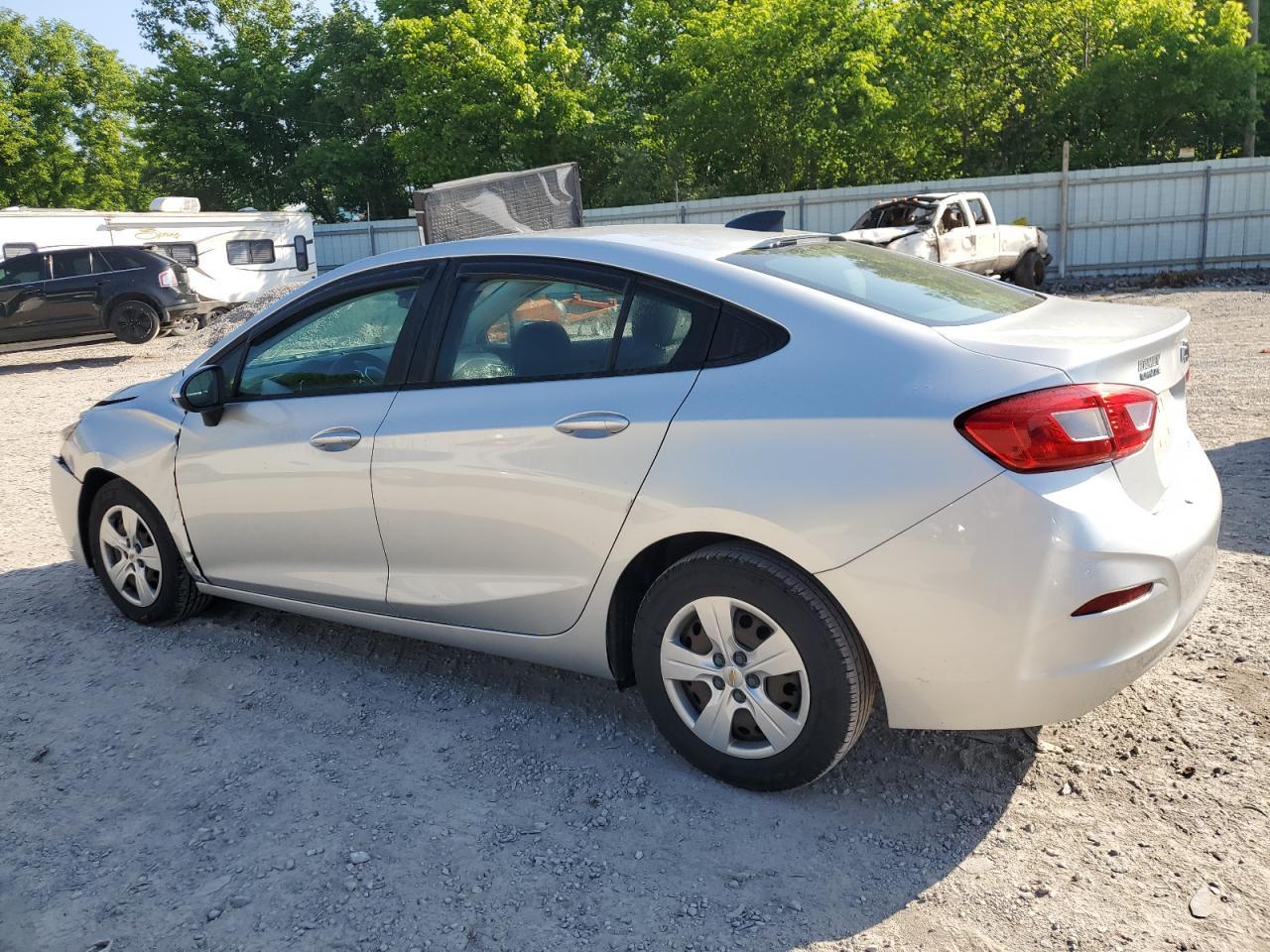 2018 Chevrolet Cruze Ls - Фото 2