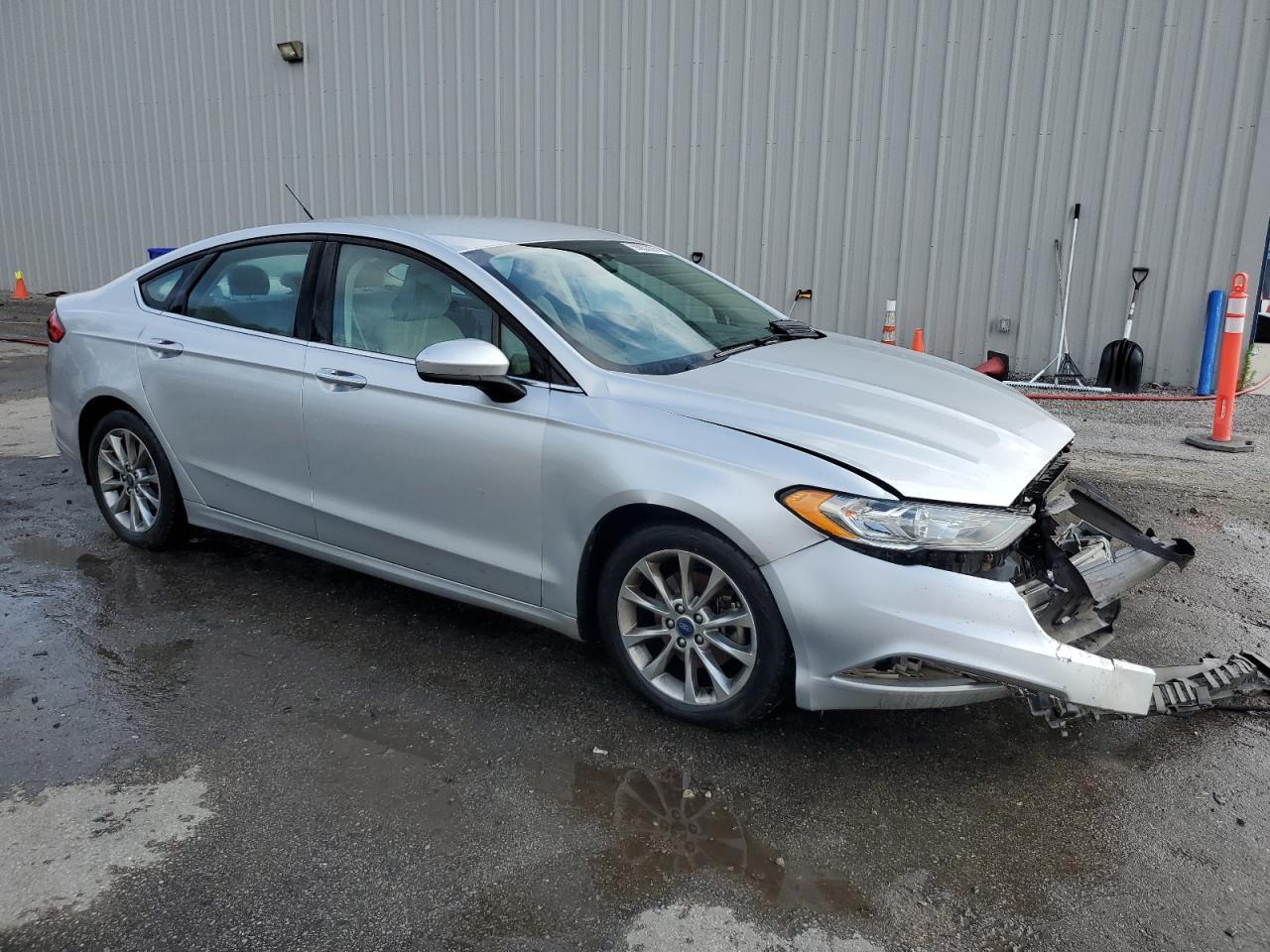 2017 Ford Fusion Se - Фото 4