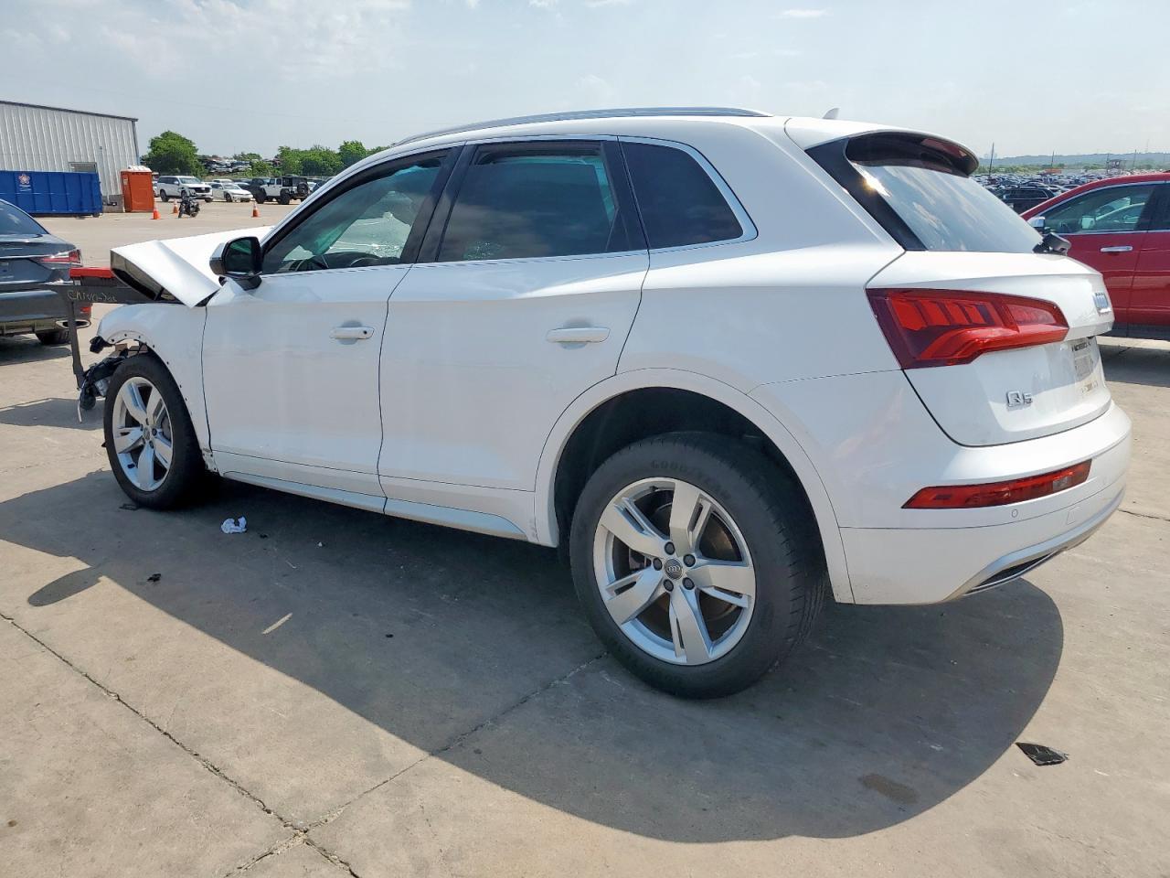 2018 Audi Q5 Premium Plus - Фото 2