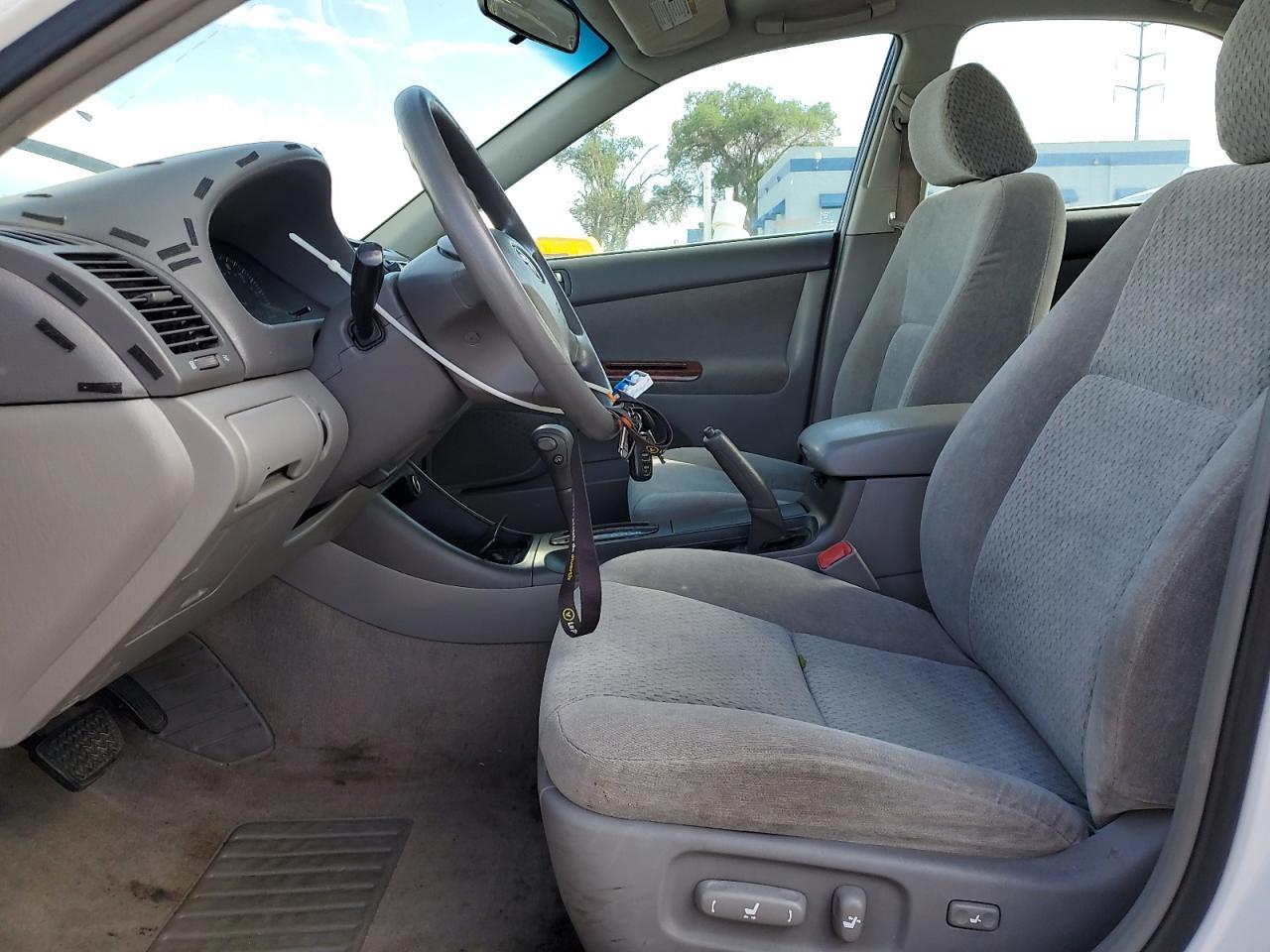 2004 Toyota Camry Le - Фото 7