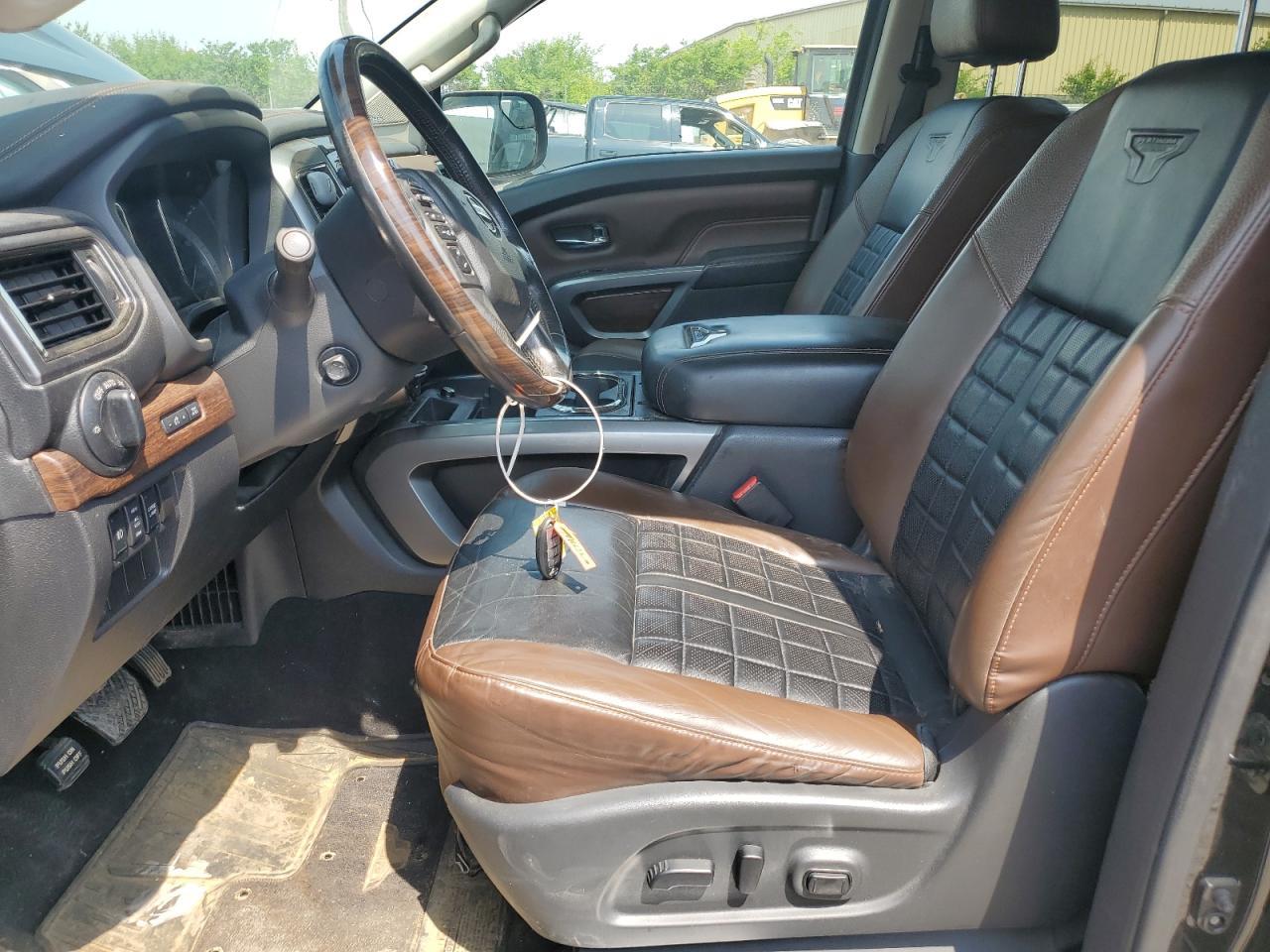 2019 Nissan Titan Sv - Image 7