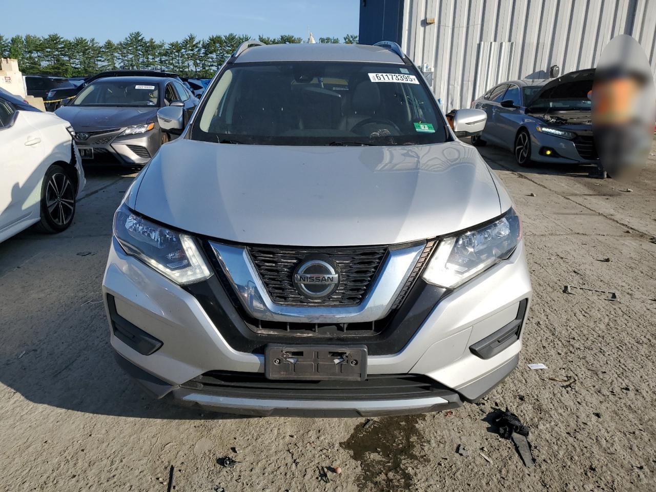 2019 Nissan Rogue S - Фото 5