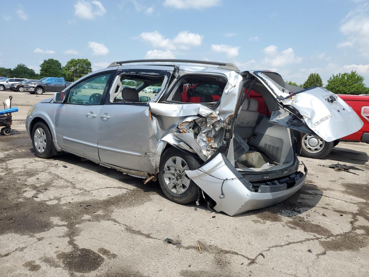 2005 Nissan Quest S - Image 2