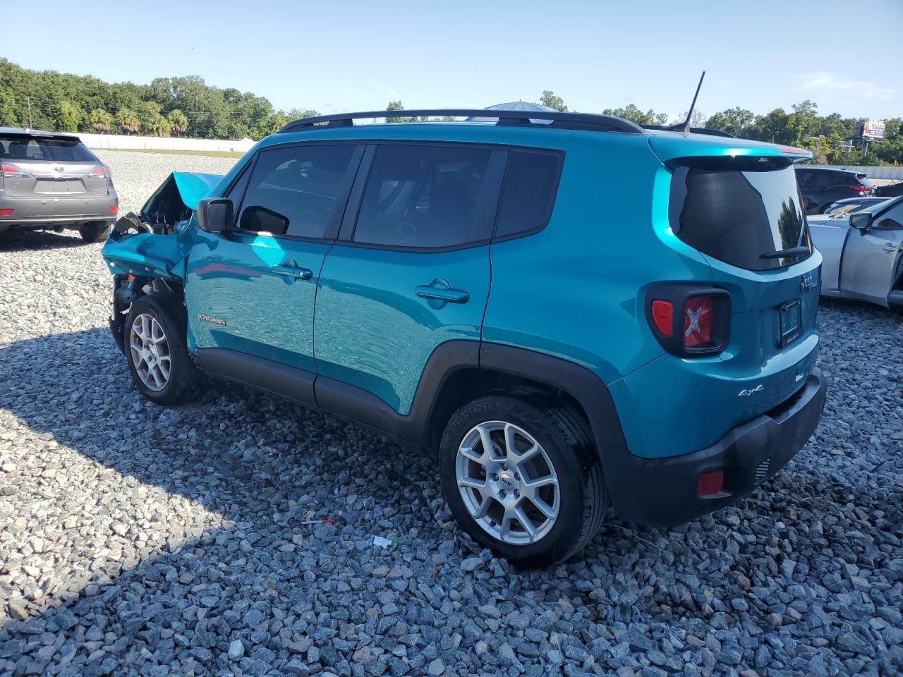 2022 Jeep Renegade Latitude - Фото 2