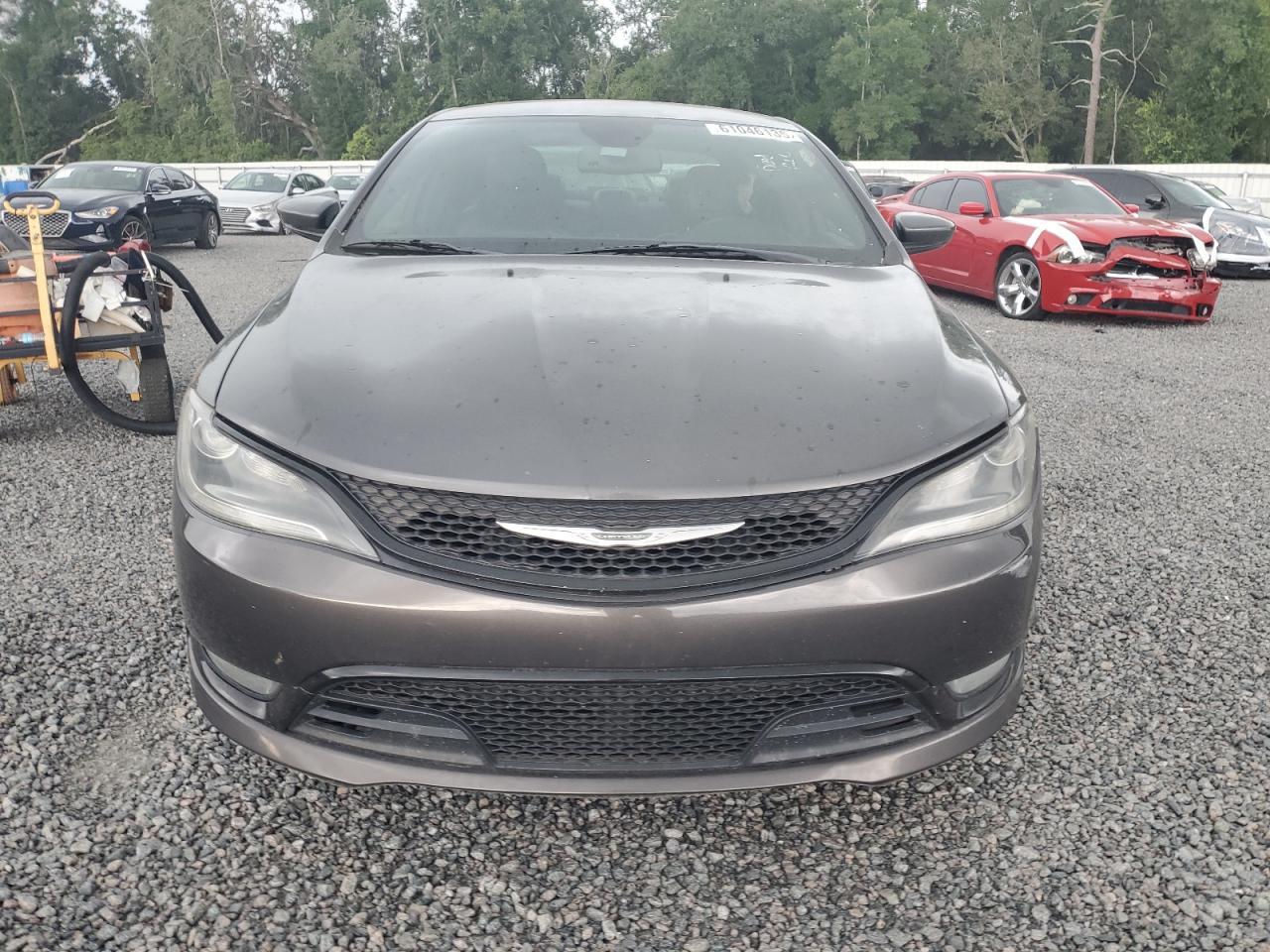 2016 Chrysler 200 S - Image 5