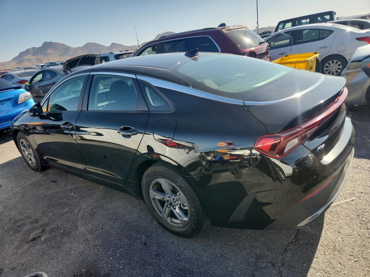 2021 Kia K5 Lx - Фото 2