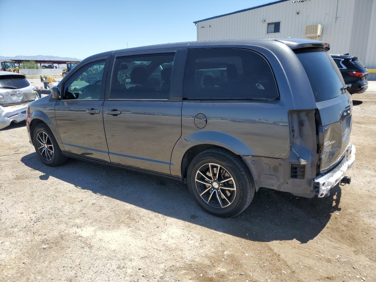 2018 Dodge Grand Caravan Sxt - Фото 2