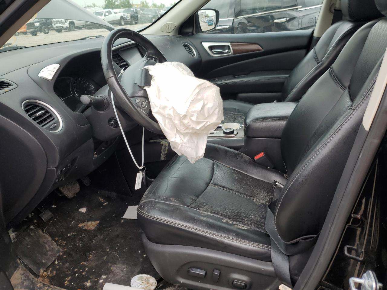 2017 Nissan Pathfinder S - Image 7